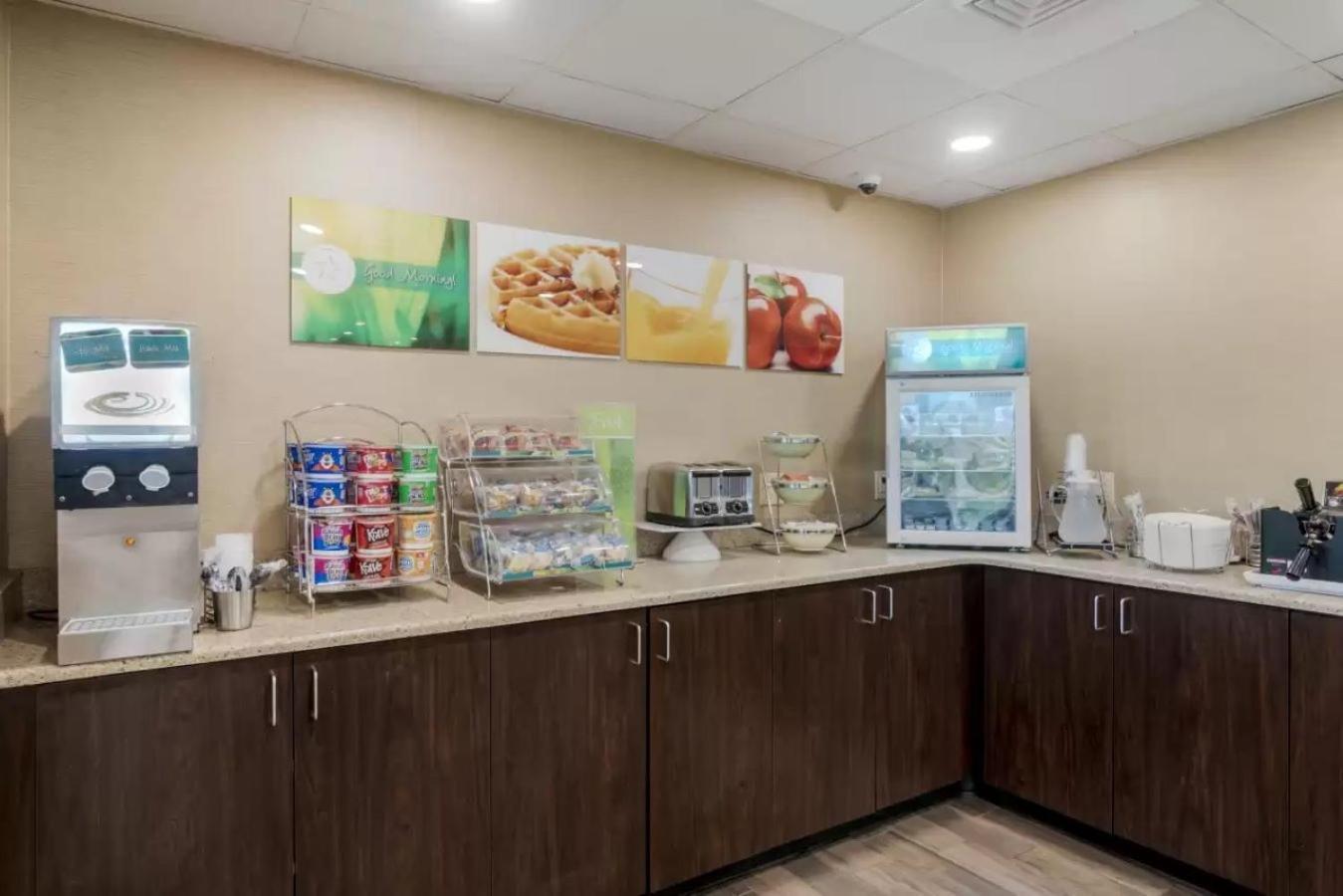 Quality Inn & Suites Oceanblock Ocean City Exterior foto