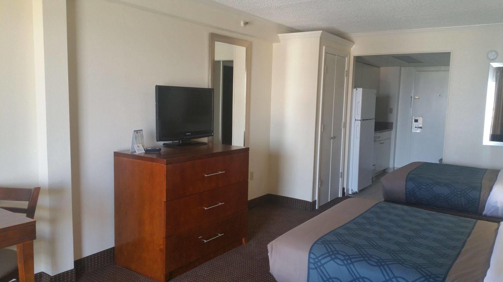 Quality Inn & Suites Oceanblock Ocean City Exterior foto